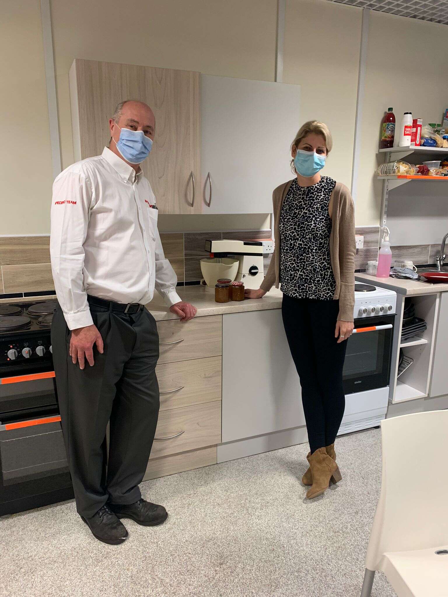 £5000 donation helps get people with sight loss cooking.